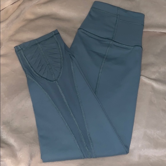 Victoria Sport Crop tights - Picture 1 of 2